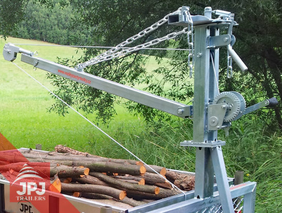 revolving loading crane with winch